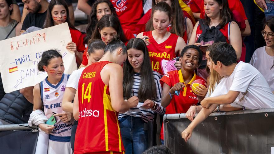 Raquel Carrera lidera la victoria de España (76-60)... pero Ouviña se lesiona del tobillo