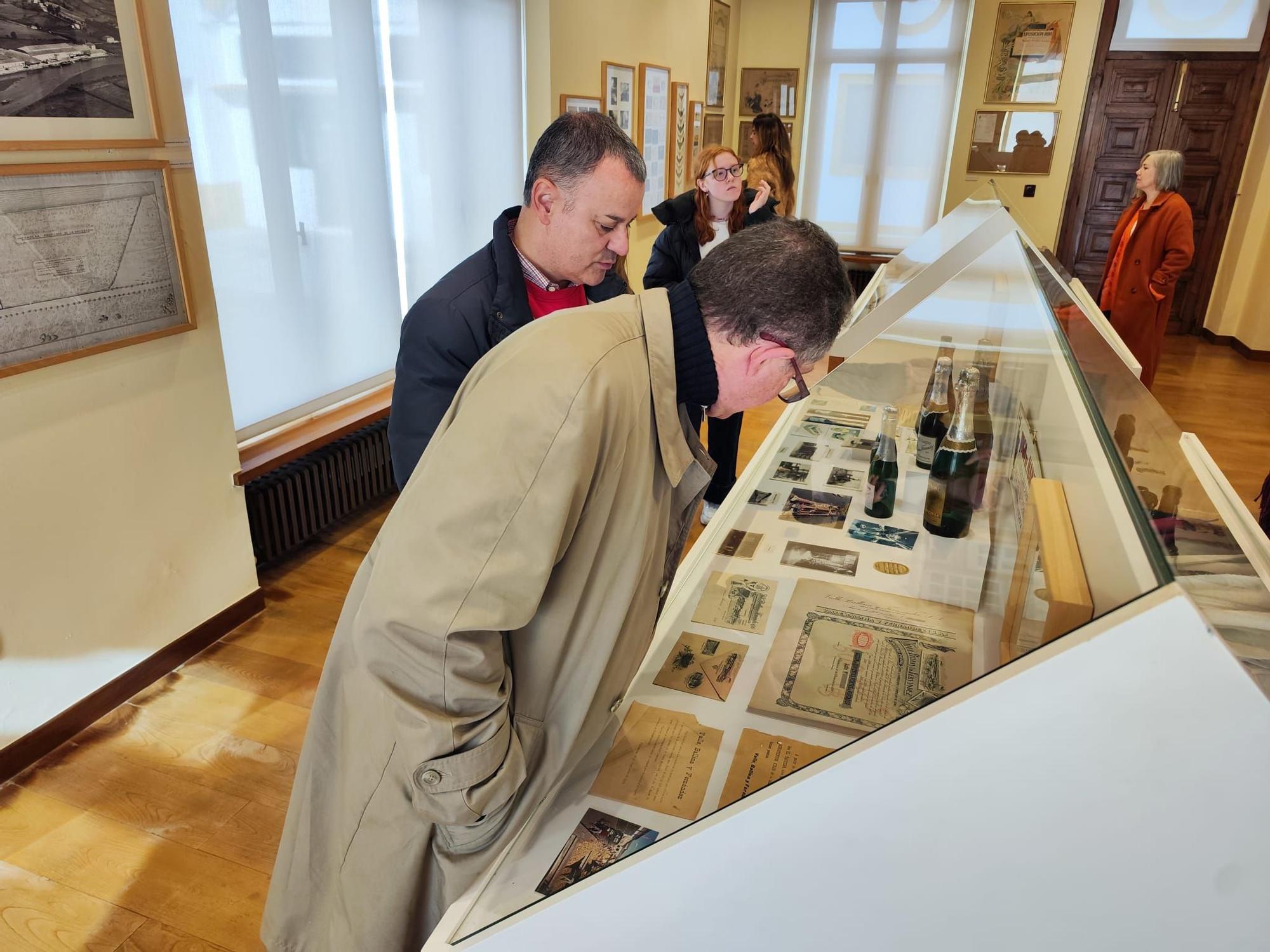 Un viaje al origen del sidraturismo: así es la visita las instalaciones de El Gaitero