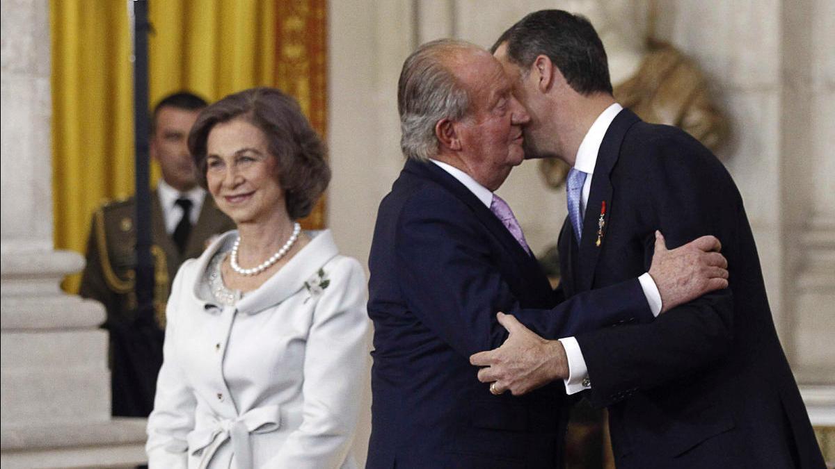 José Ramón Bauzá: &quot;Qué suerte tenemos de tener la mejor monarquía del mundo entero&quot;