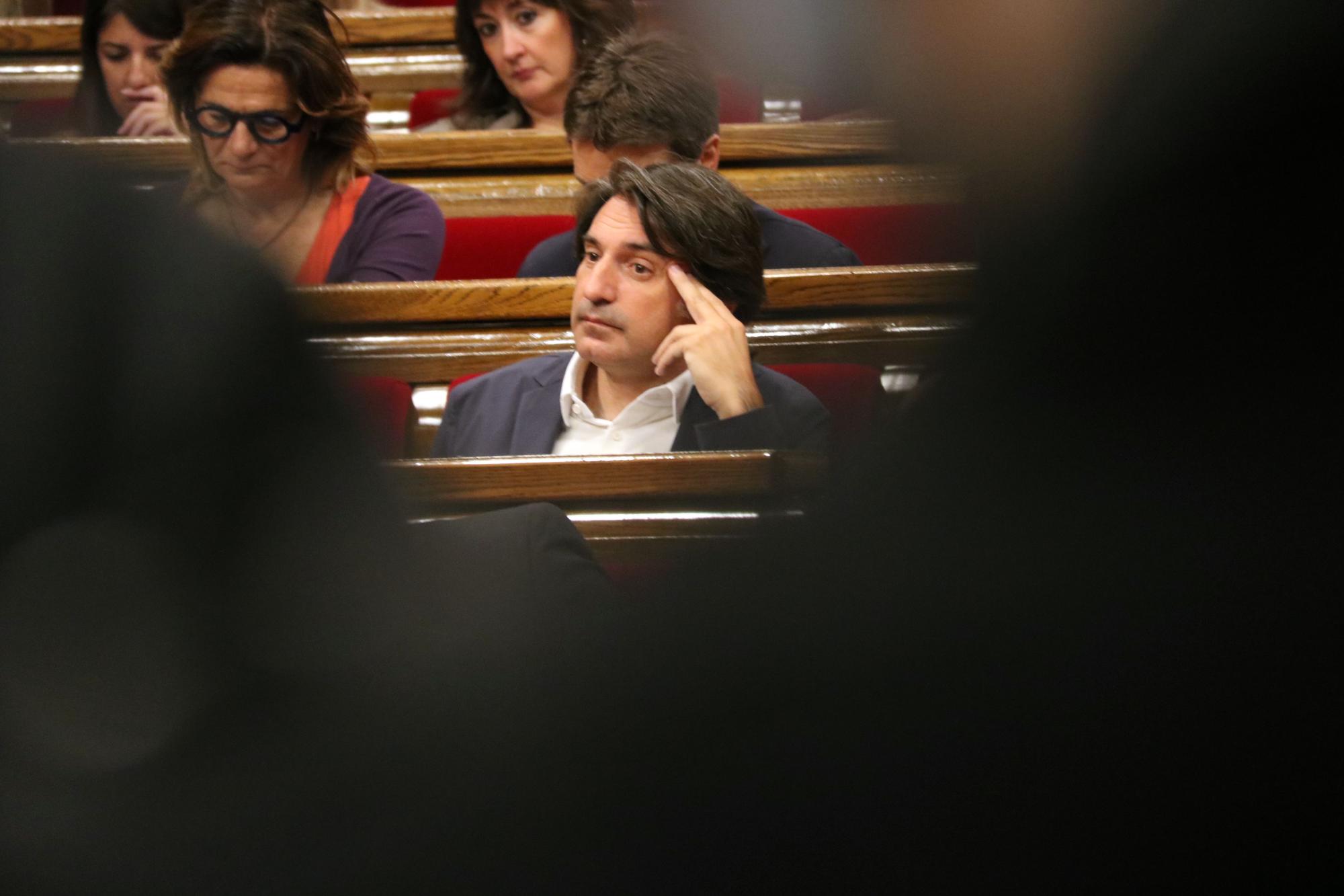 El diputado de Junts Francesc de Dalmases, en un pleno del Parlament