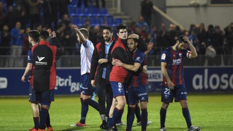 El Huesca quiere refrendar su mejoría en Tenerife