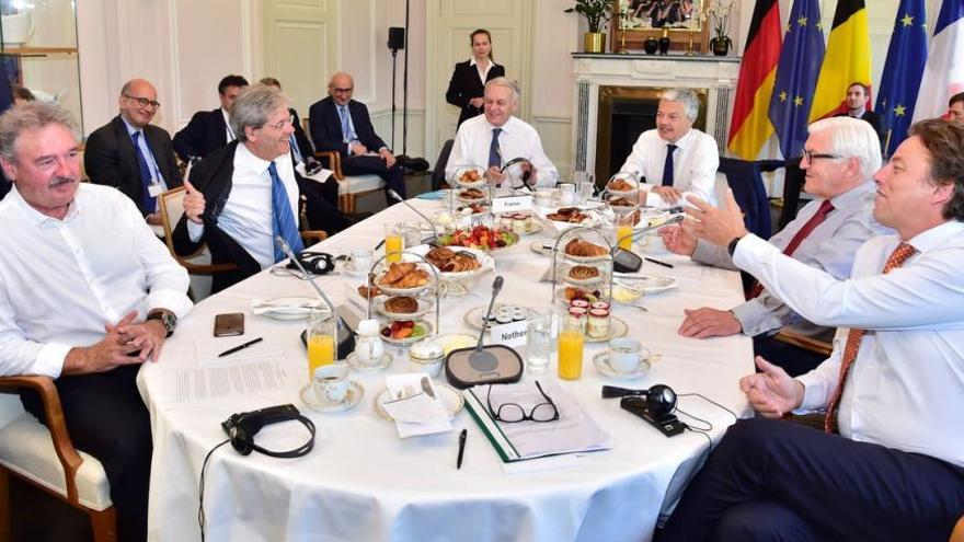 Reunión de urgencia en Berlín de los 6 fundadores de la UE