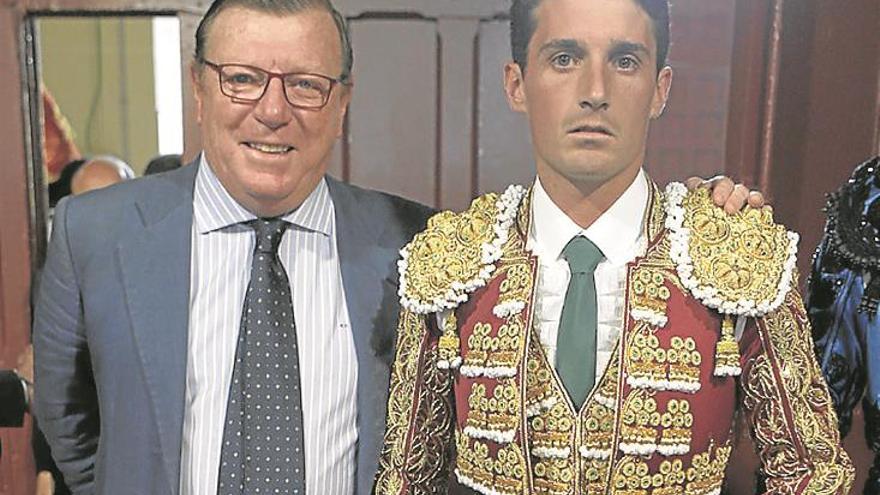 Cadaval disfruta viendo debutar a su hijo Alfonso