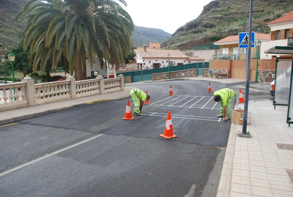 Reasfaltado de la calle Tajinaste, en Mogán