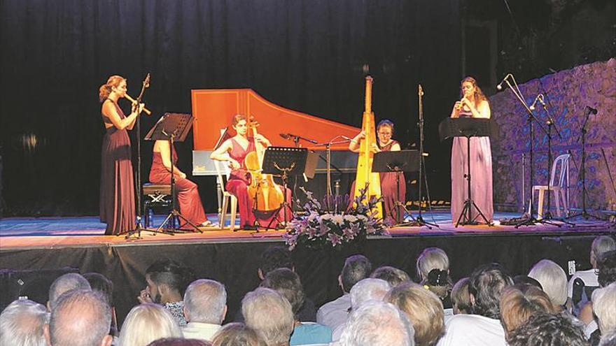 Royal Baroque tiñe de música barroca italiana el casco antiguo de Orpesa