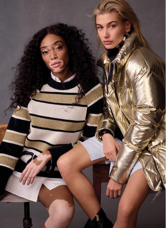 Hailey Baldwin y Winnie Harlow como imagen de la colección TOMMY ICONS Otoño 2018