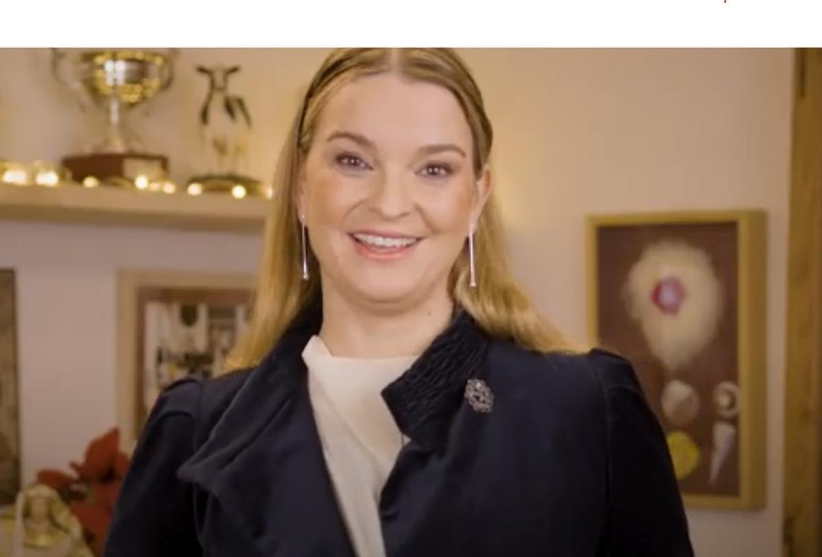 Marga Prohens en el vídeo del discurso de fin de año de la IB3