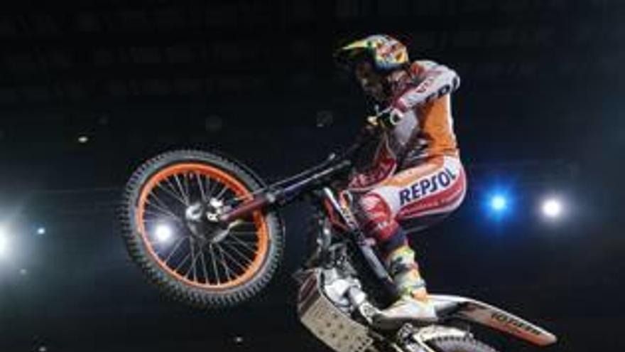 Toni Bou va superar a Montpeller tots els obstacles, fins i tot els físics