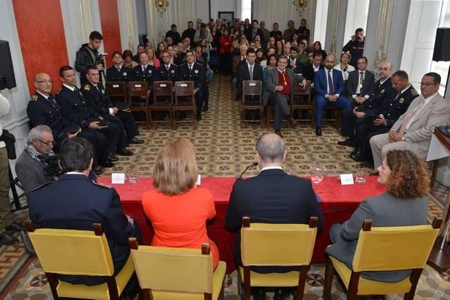 BOMBEROS HONORES DISTINCIONES