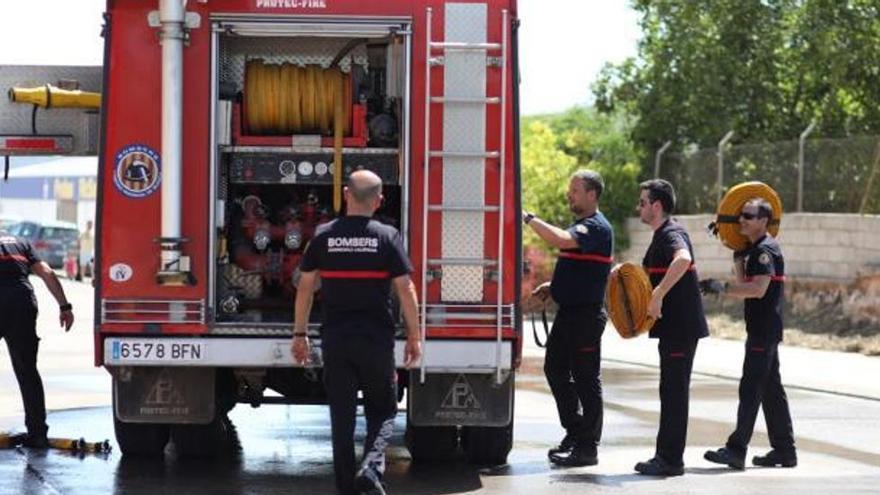 Detienen un partido en Chiva por el aterrizaje de un helicóptero de emergencias