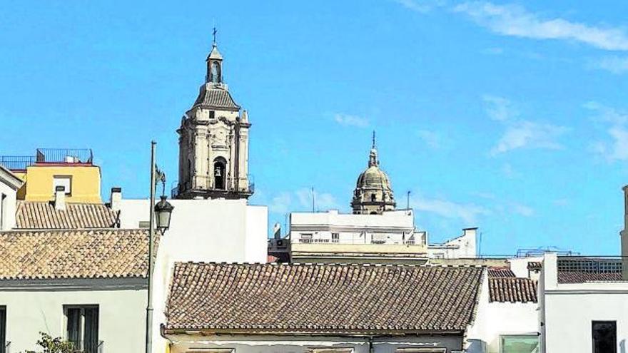 Imagen de las torres de San Juan y de la Catedral. | J.A.S.