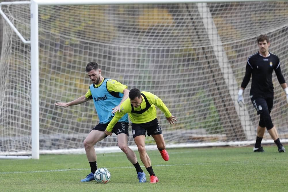 Primer entrenamiento de la UD Las Palmas en su fas