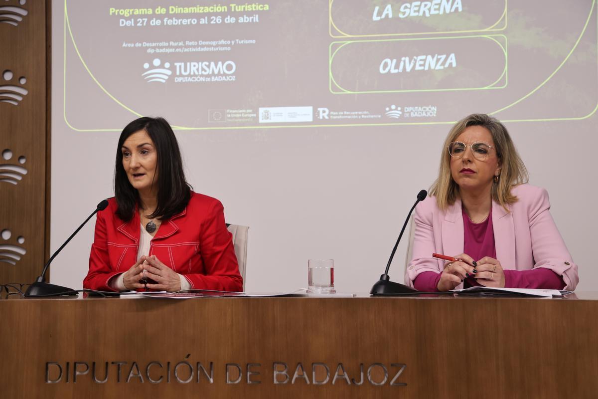 la diputada del Área de Desarrollo Rural, Reto Demográfico y Turismo, Ana Belén Valls; y la coordinadora de Planes de Sostenibilidad Turística Carolina Casado