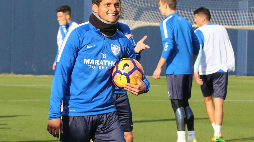 Roberto Rosales, en el entrenamiento de ayer.