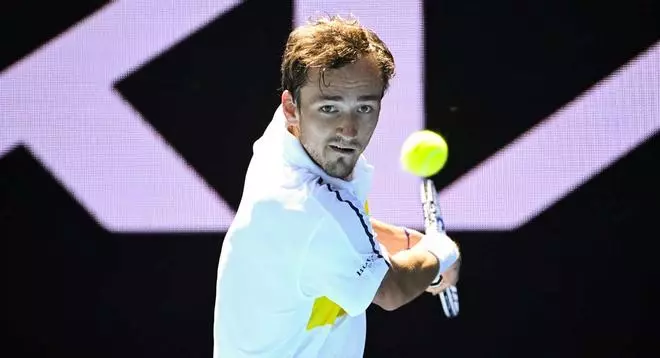 Medvedev sella su billete para cuartos del Open de Australia