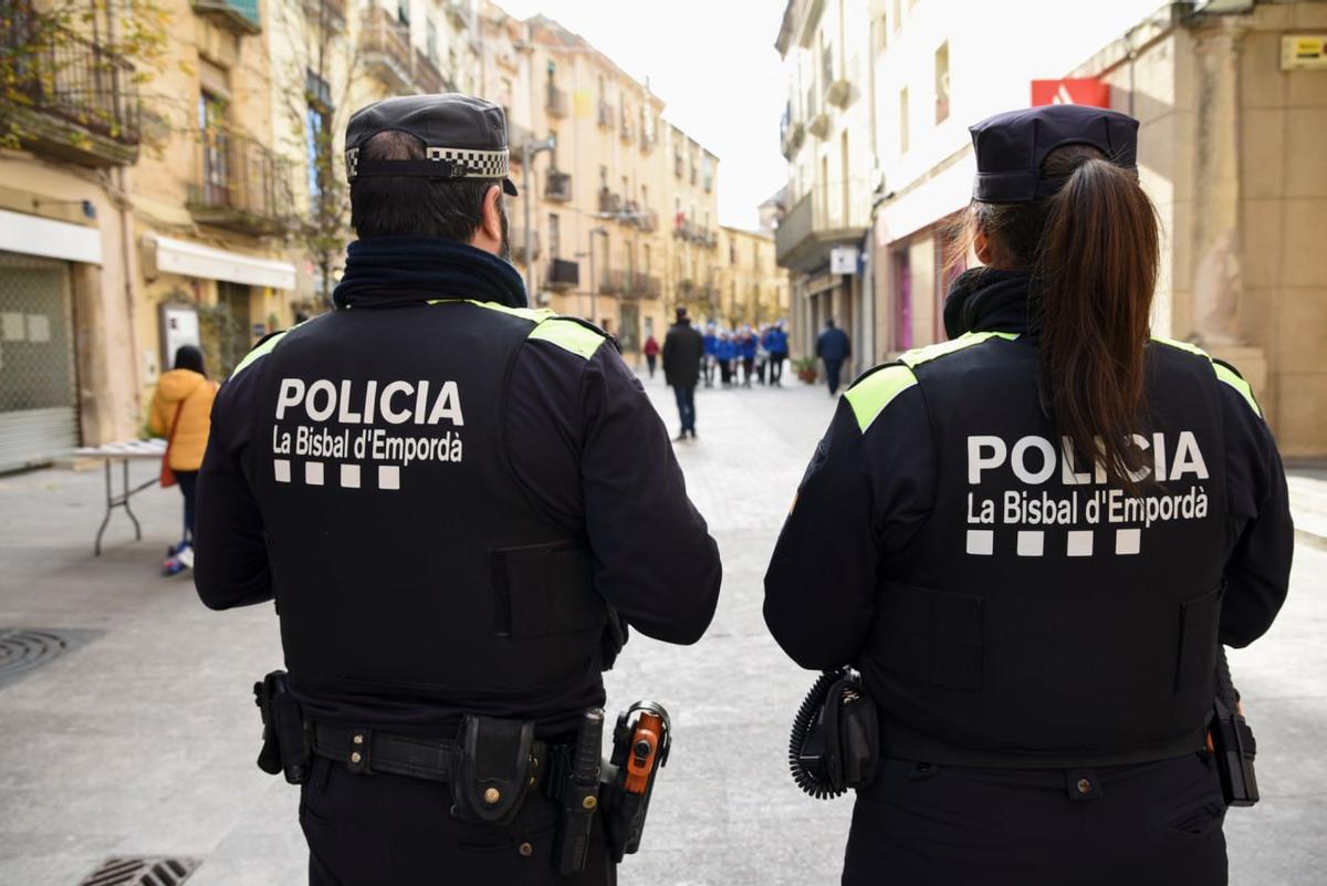 La Policia Local de la Bisbal, en una imatge d'arxiu.