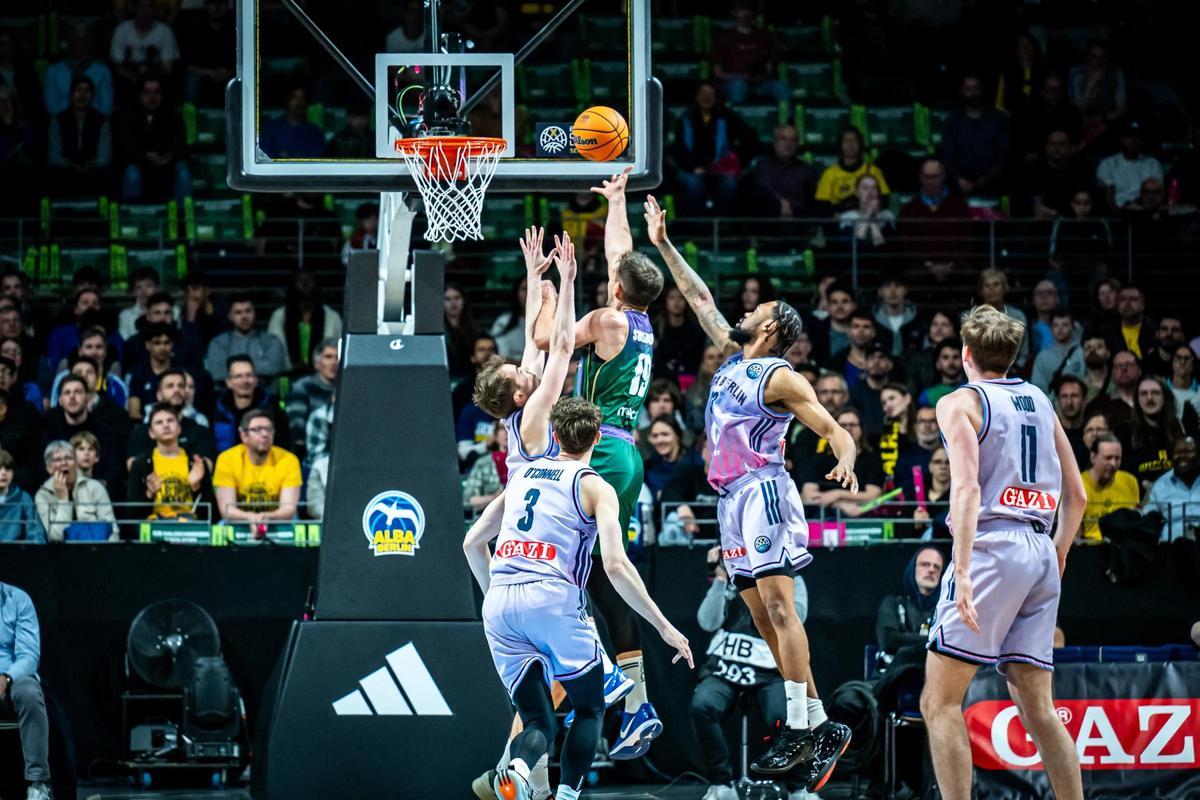 El ALBA Berlín-Unicaja CB de BCL, en imágenes