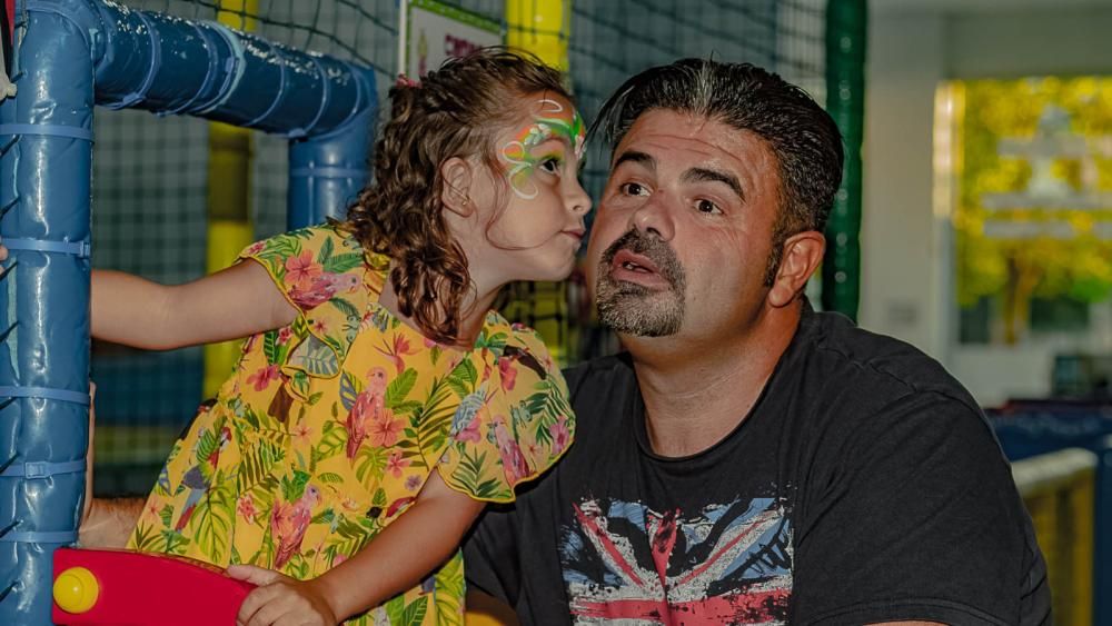 Joao Félix, jugador del Atlético de Madrid, felicita el cumpleaños a una niña mallorquina
