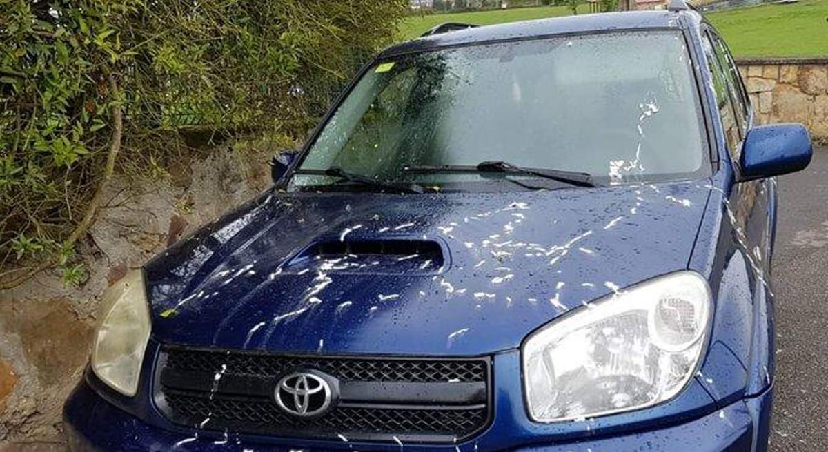 Atacan con pintura el coche de una médico en un pueblo de Asturias