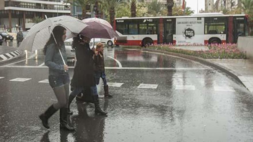 Mañana lloverá intensamente en el litoral norte de Alicante