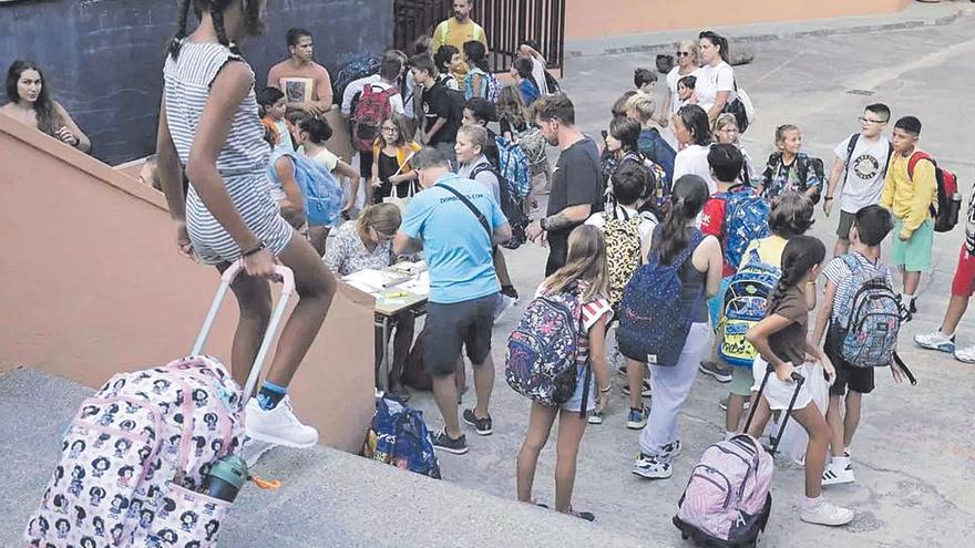 Los sondeos de ANPE también indican que ningún colegio público de Baleares se ha sumado al plan de segregación lingüística