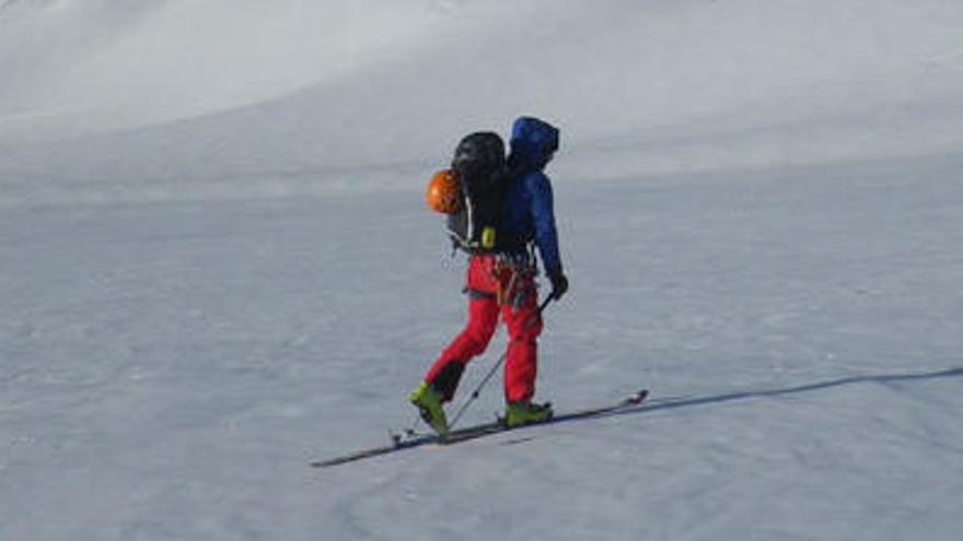 Alp acull el primer campus cerdà sobre esquí de muntanya i seguretat