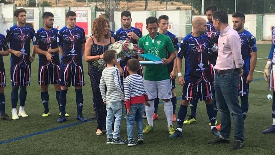 Momento del homenaje a Agustín Villar