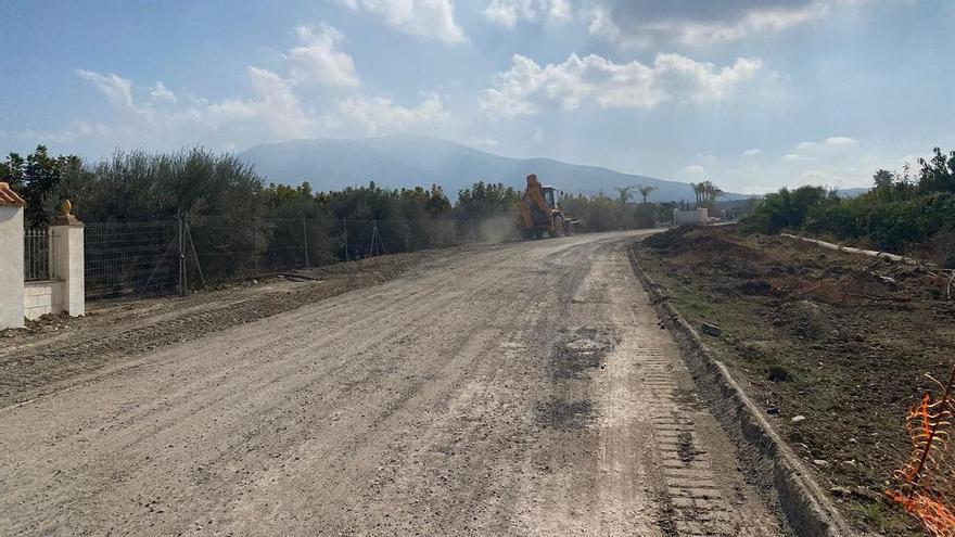 Alhaurín el Grande mejora la carretera a Villafranco del Guadalhorce