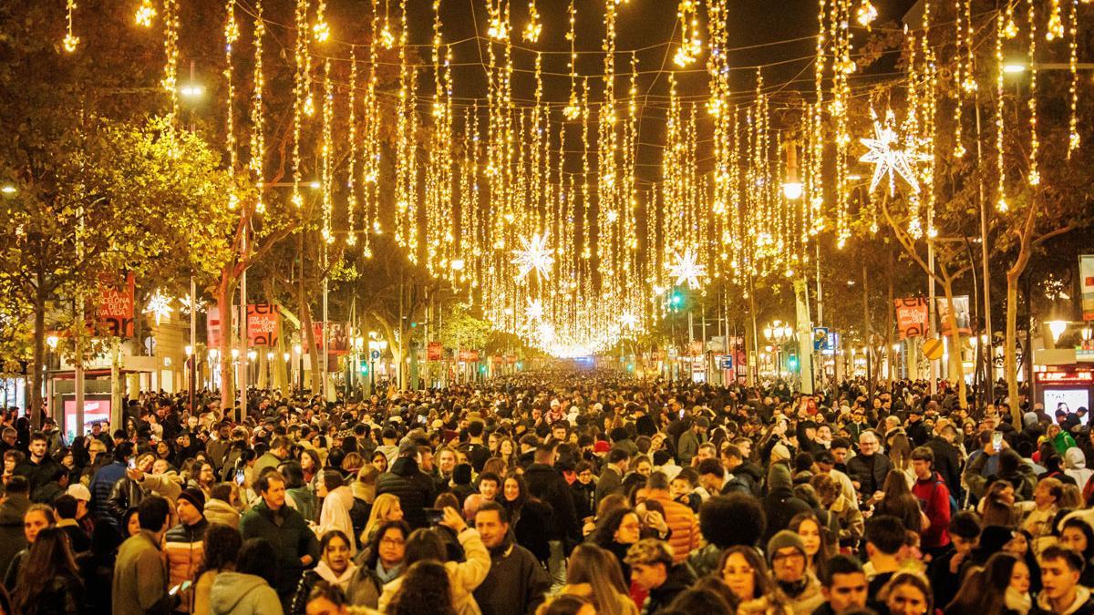 Alumbrado navideño en paseo de Gràcia