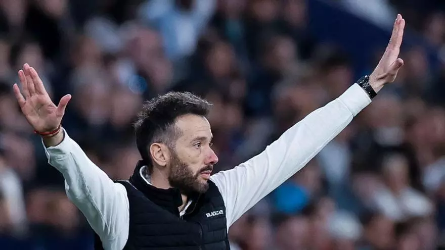 Corberán: "Hay mucha tensión en estos partidos [derbi valenciano]"