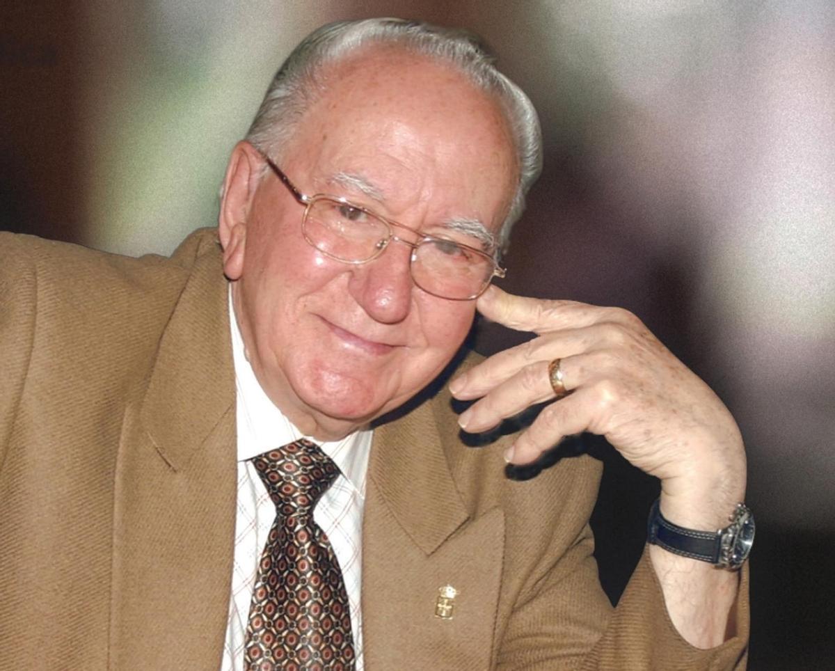Manuel Mier Bobes.