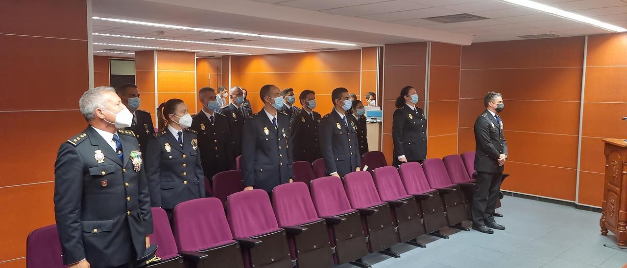 Los nuevos oficiales de la Policía Nacional juran sus cargos