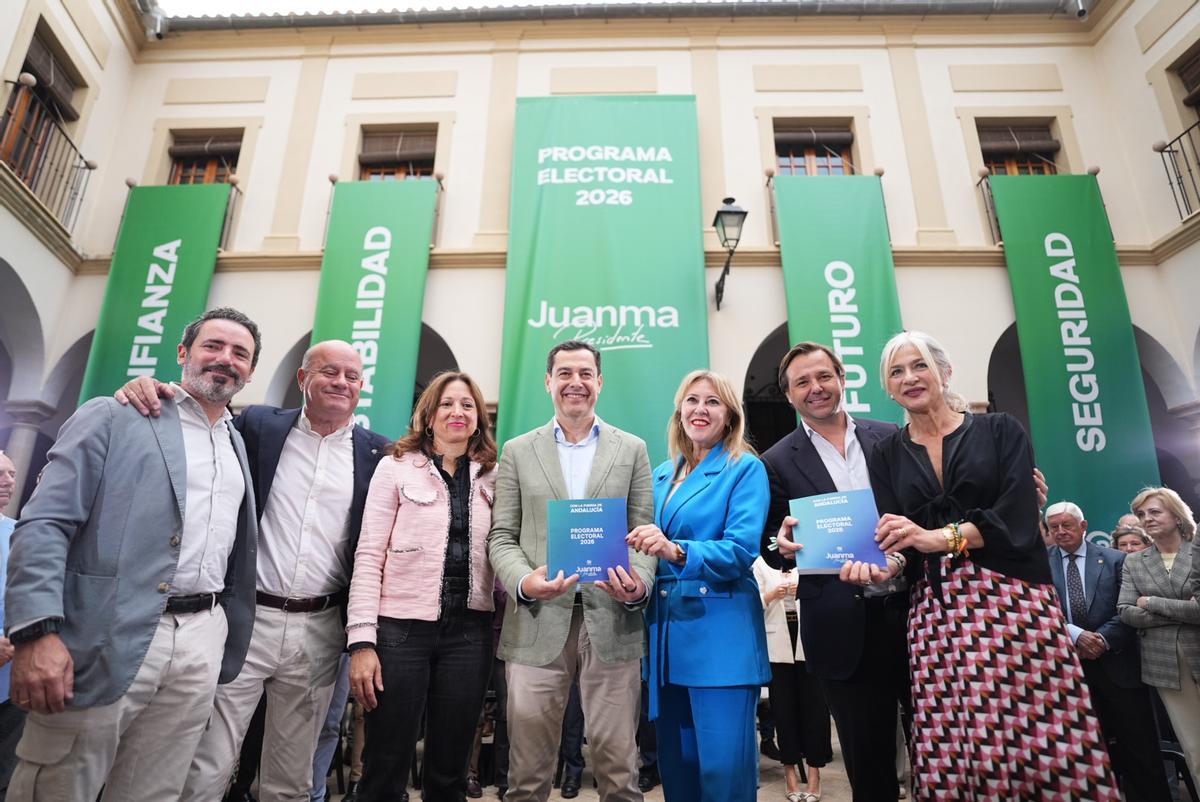 Juanma Moreno presenta su programa electoral en Antequera