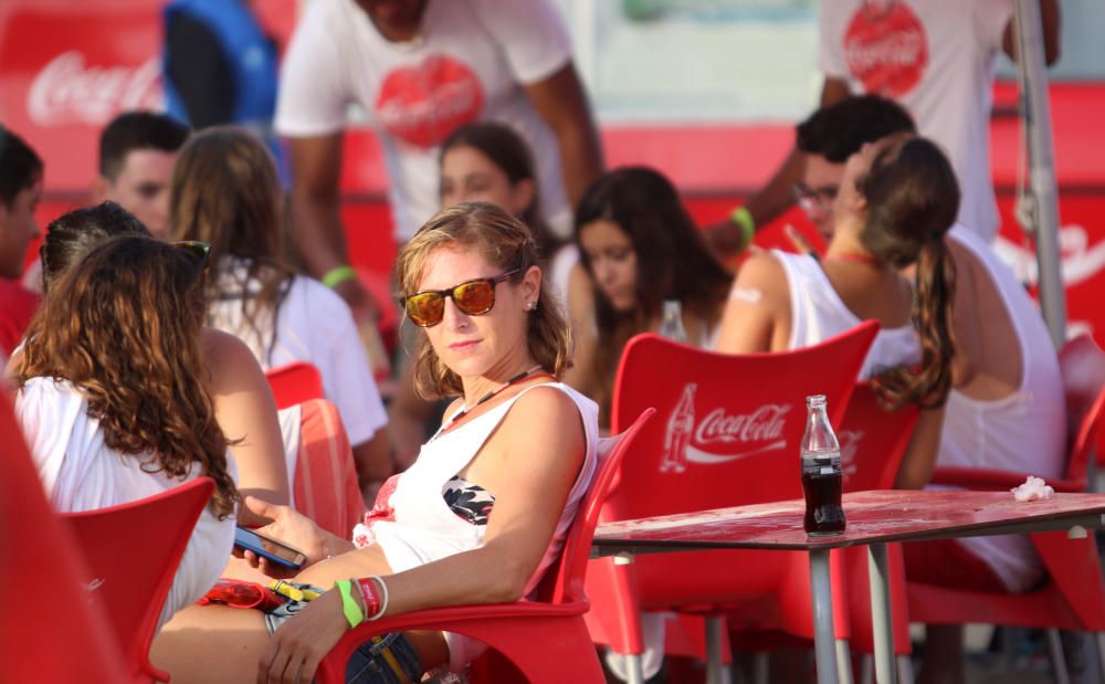 Coca cola celebra el fin del verano en La Malagueta