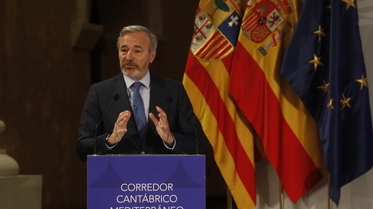 El presidente de Aragón, Jorge Azcón, en la jornada sobre el Corredor Cantábrico-Mediterráneo.