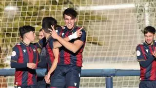 Carlos Espi, bestia atacante del Juvenil, desafía al Atlético de Madrid