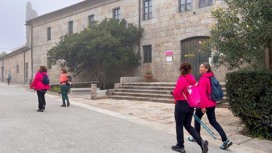 Peregrinas, en una de las etapas del Camino Portugués en su trayecto hacia Santiago.