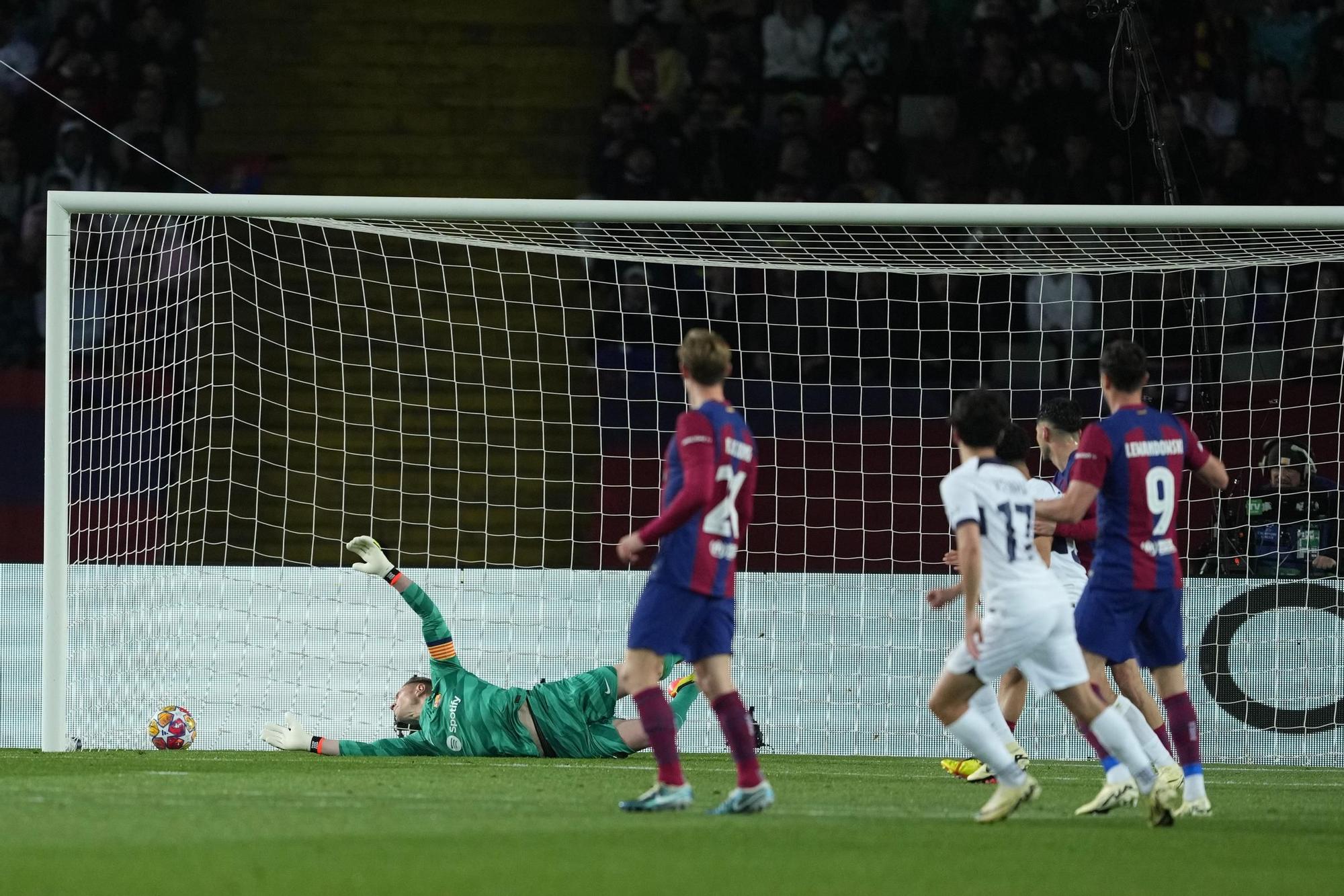 Barça-PSG: les millors imatges del partit de tornada de quarts de final de la Champions