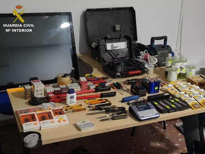 Detenida en Villena una pareja de presuntos ladrones buscados en Málaga y Huelva