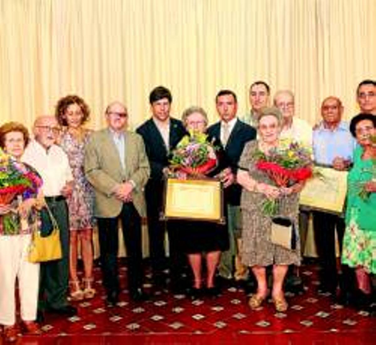 La asociación de artesanos distingue a dos maestros carpinteros montillanos