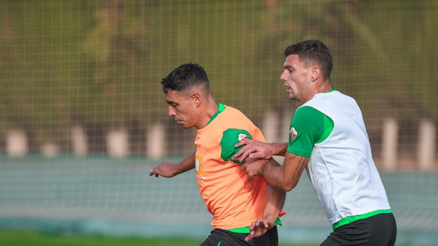 El Elche prepara la Copa con la baja de John y varias dudas