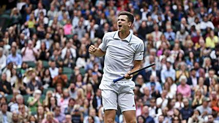 Hurkacz dona la sorpresa i jugarà contra Federer als quarts