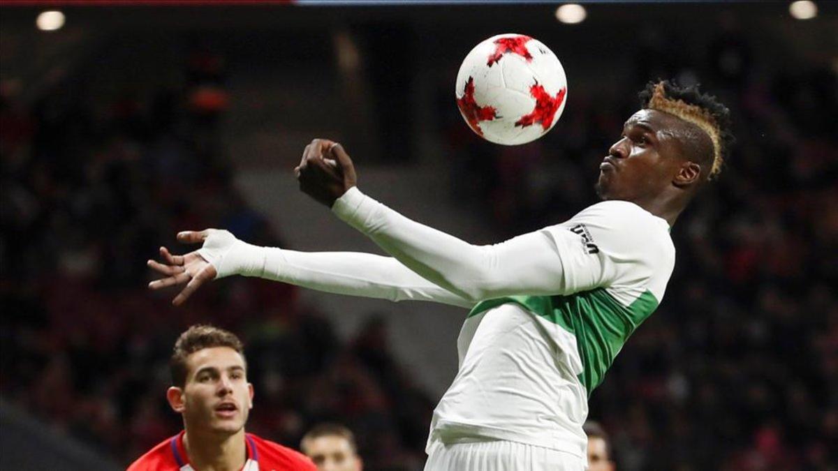 El Elche renueva a Sory Kaba hasta el 2021