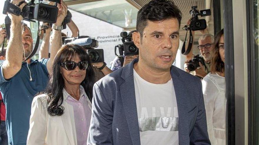 El juez sentencia que Javier Santos-Sánchez es hijo de Julio Iglesias