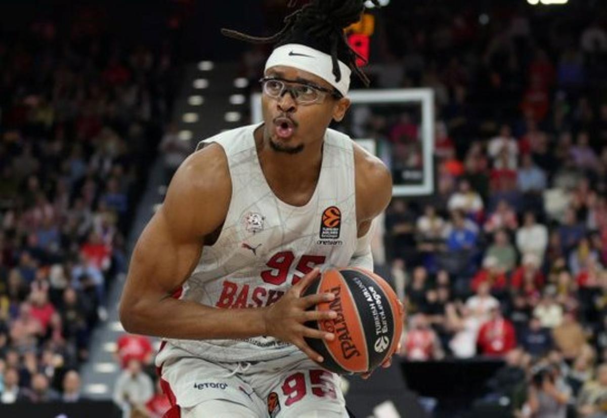 Moneke volvió a ser el mejor del Baskonia, con 16 puntos ante el Panathinaikos