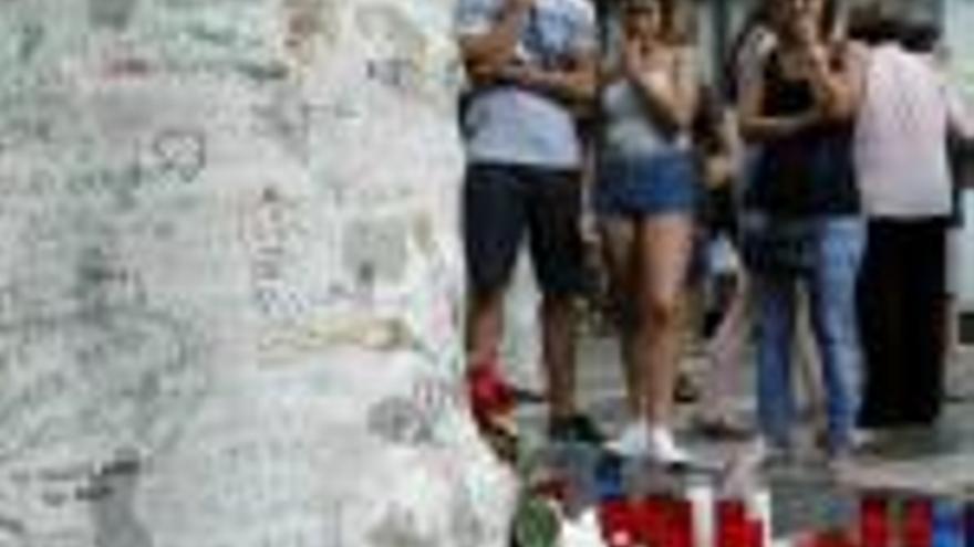 Gran afluència de persones a la Rambla de Barcelona.