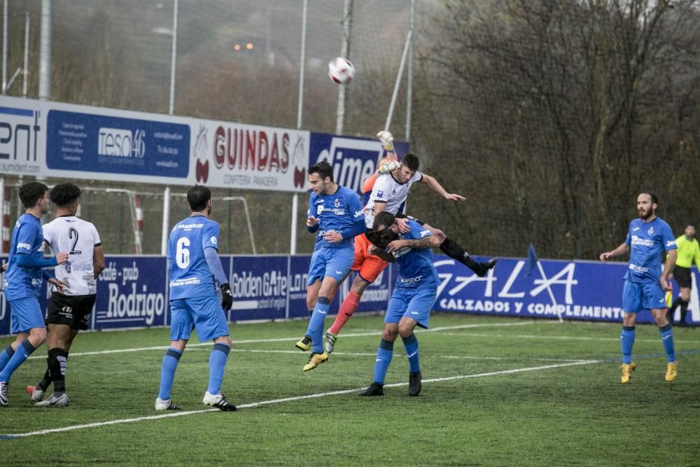 Victoria (1-2) del Caudal ante el Covadonga