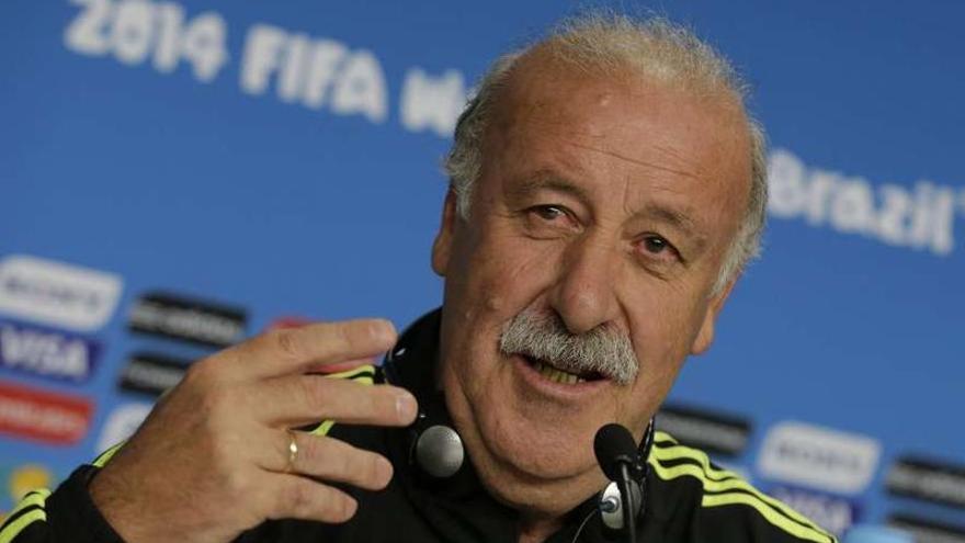 Vicente del Bosque, durante la rueda de prensa de ayer en Curitiba.