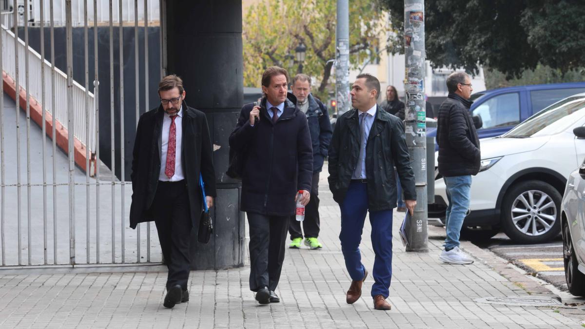 Valencia. Valencia CF . Estadio de Mestalla . Junta General de Accionistas a puerta cerrada .