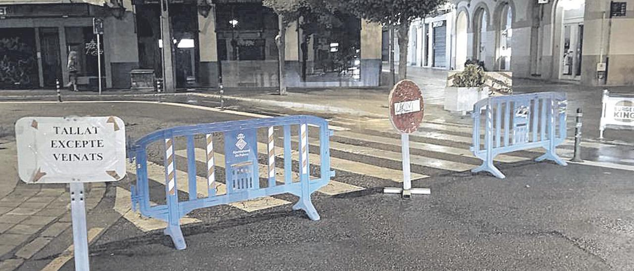 La Policía cerró los accesos a la Porta de Sant Antoni.